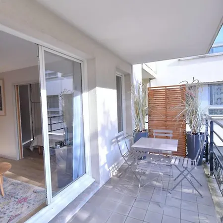Cosy With Balcony - Buttes Chaumont