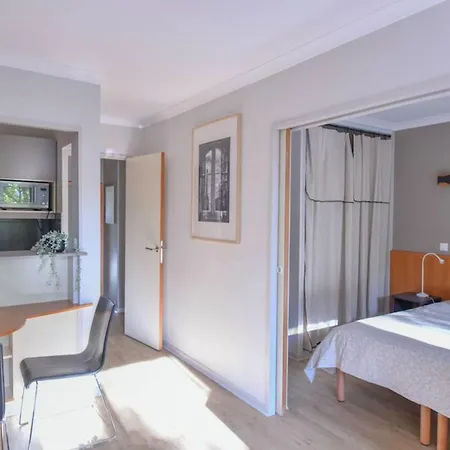 Cosy With Balcony - Buttes Chaumont Appartamento *